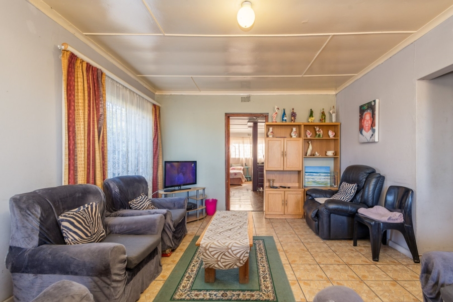 4 Bedroom Property for Sale in New Horizons Western Cape